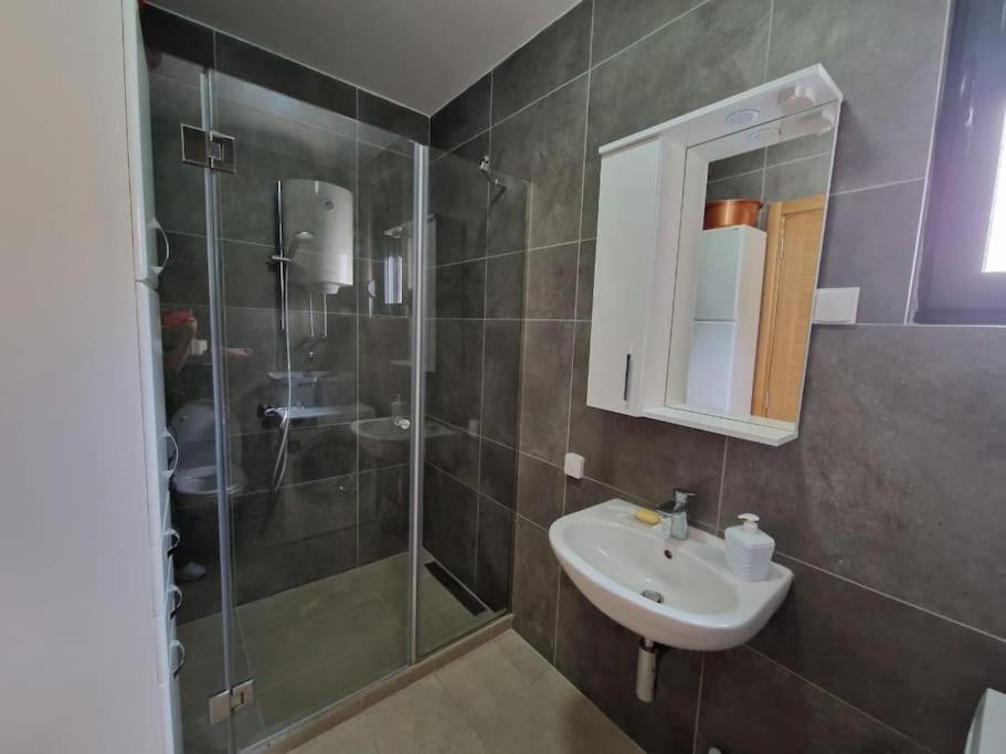 Your Second Home In Podgorica Exteriör bild